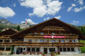 Отель Berghotel Alpenrast, Занд-Ин-Тауферс